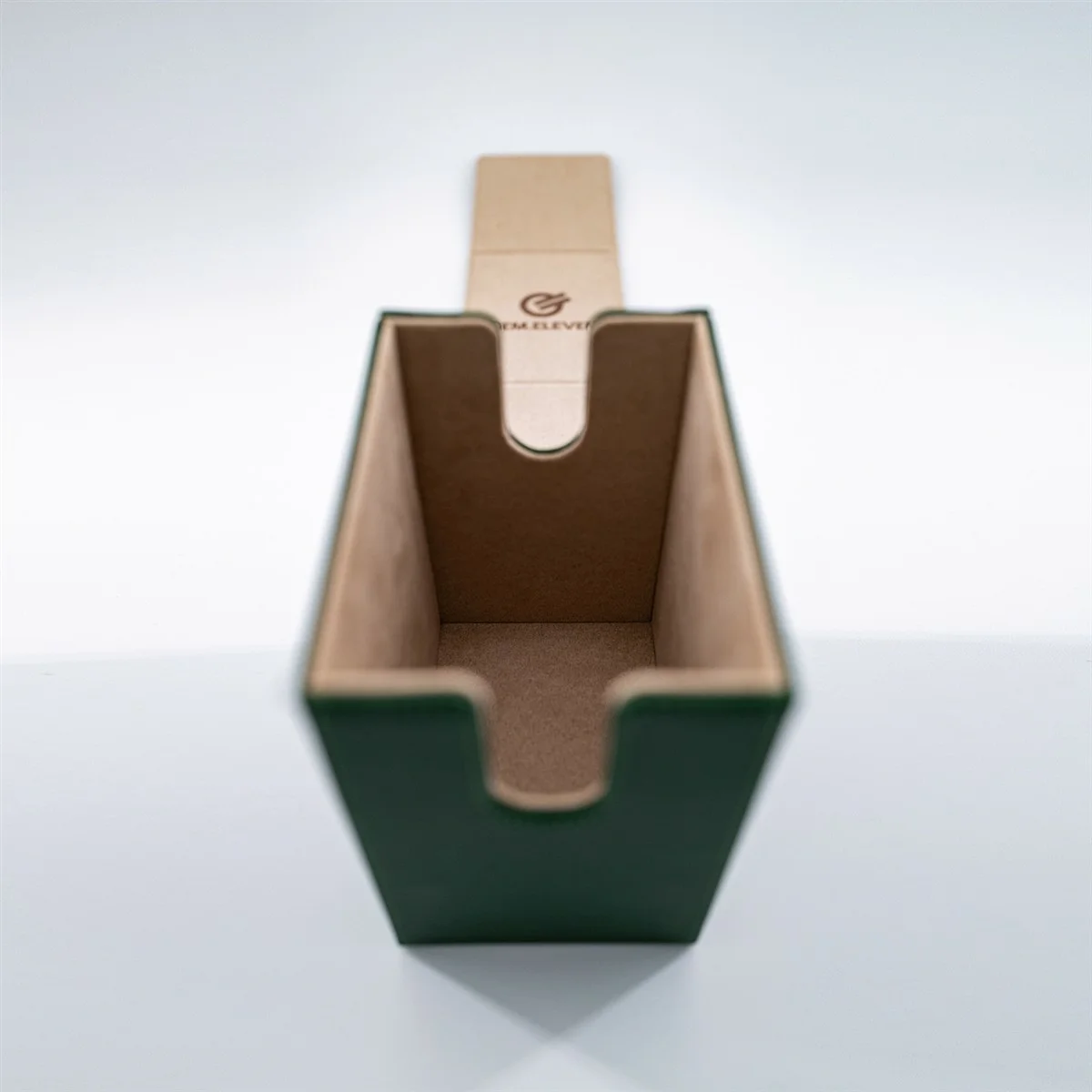zubehoer-deckbox-gemeleven-heritage-box-evergreen~6.webp