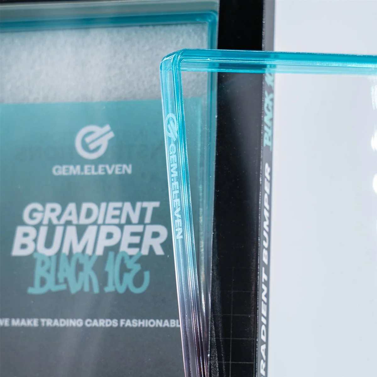 zubehoer-holder-gemeleven-slab-bumper-black-ice-cgc~2.webp